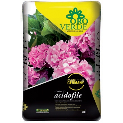 Terriccio speciale per Gerani ed altre piante da balcone per fioriture brillanti e prolungate.
